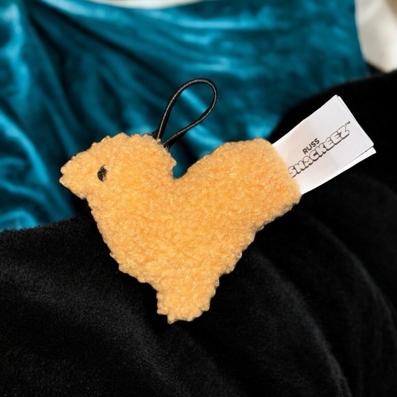Russ Snackeez 3.5-Inch Keychain Dino Nuggets Ultrasoft Official Jazwares Plush - Picture 1 of 3